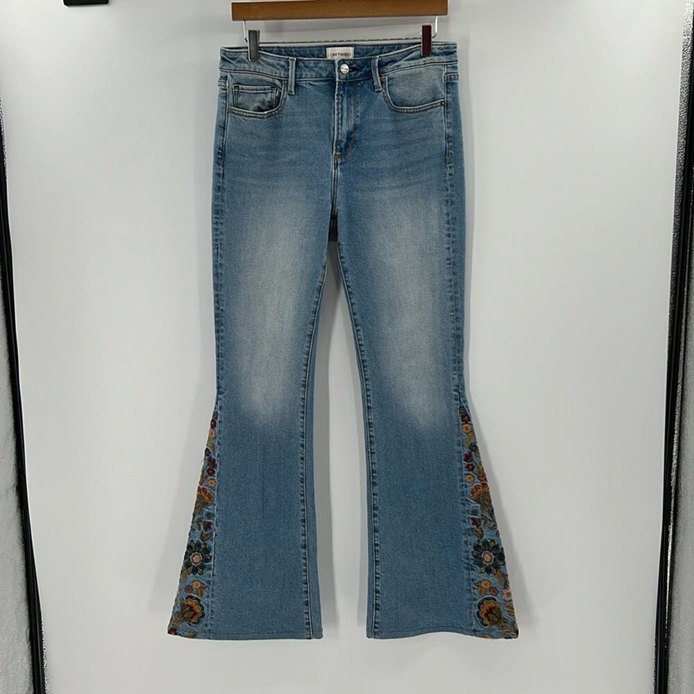Driftwood Women's Farrah Flare Embroidered Jeans - Light Wash - 28 -